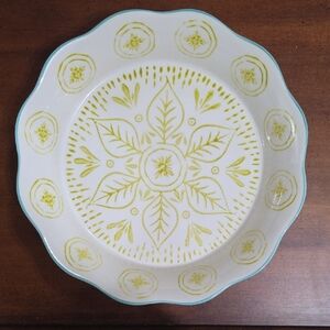 Floral Yellow and White Ceramic PIE Plate